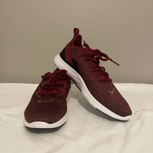 Like new - Nike Womens flex tr9 - size 7.5